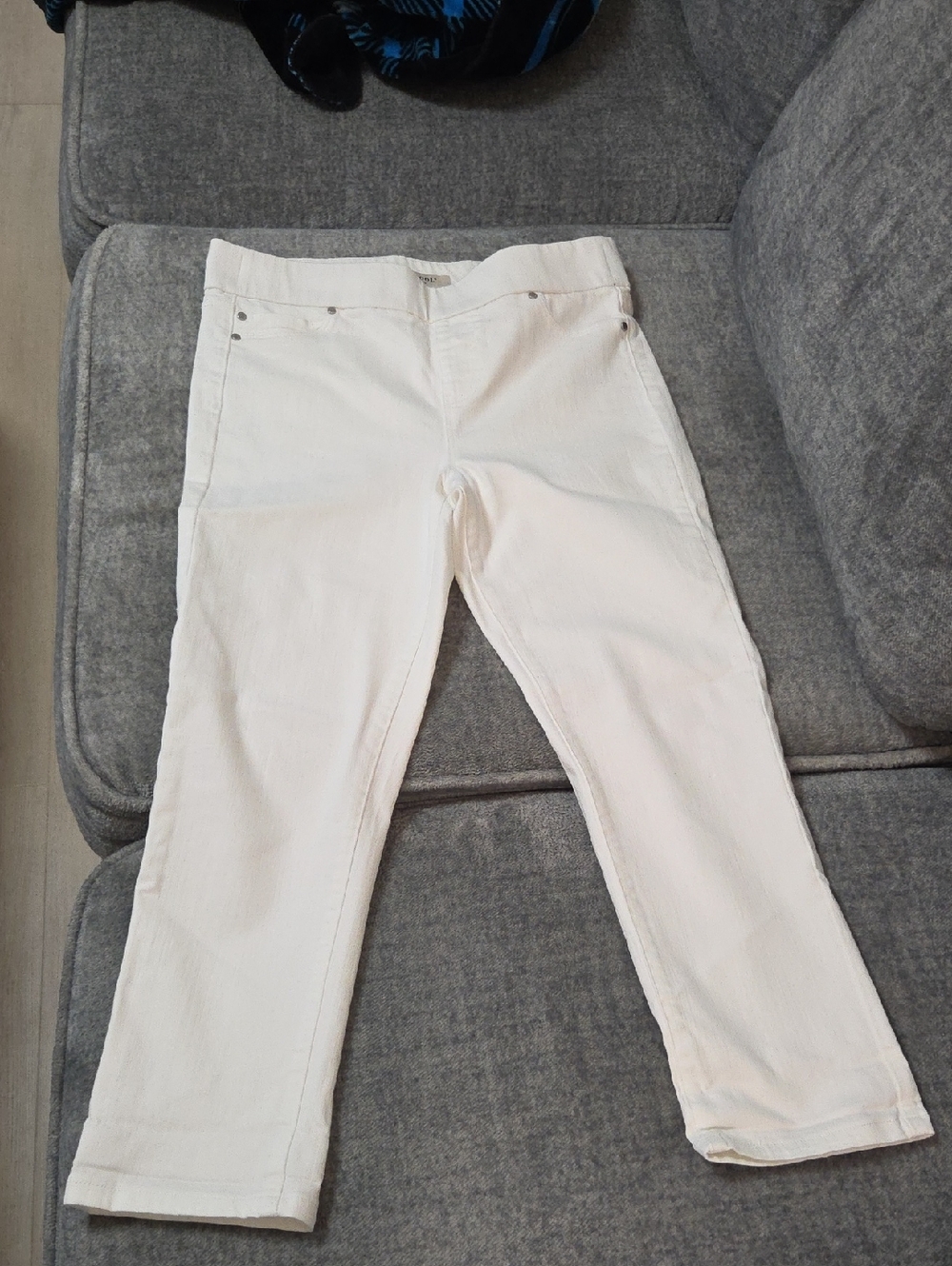 Liverpool Los Angeles White Straight-Leg Pull On The Crop Jeans